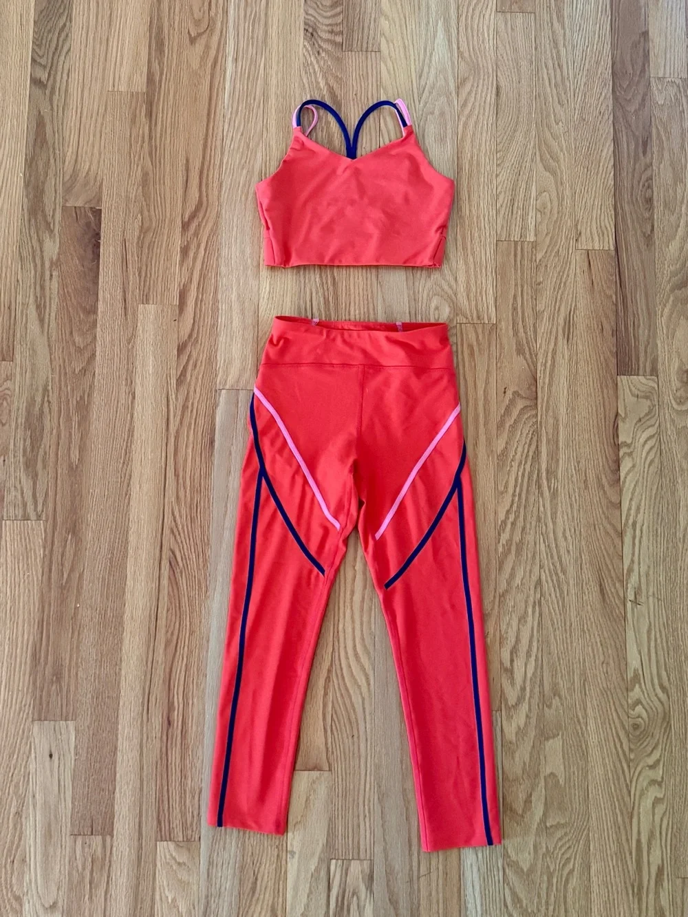 Old Navy Girls Active Sports Bra & Leggings Set, Size Medium (8)